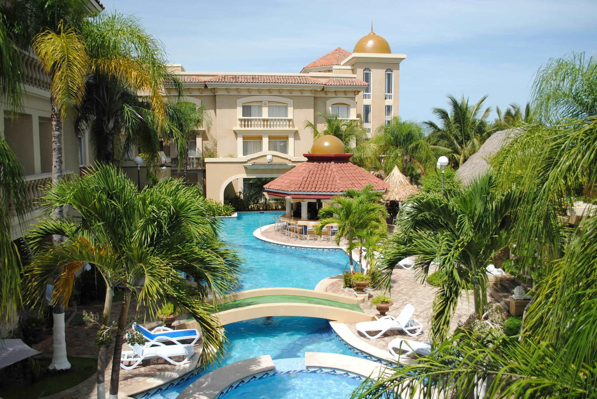 Hotel Quinta Real La Ceiba Eksteriør billede